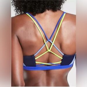Athleta Freestyle Colorblock Bikini Top in Blue Colorblock Size Large